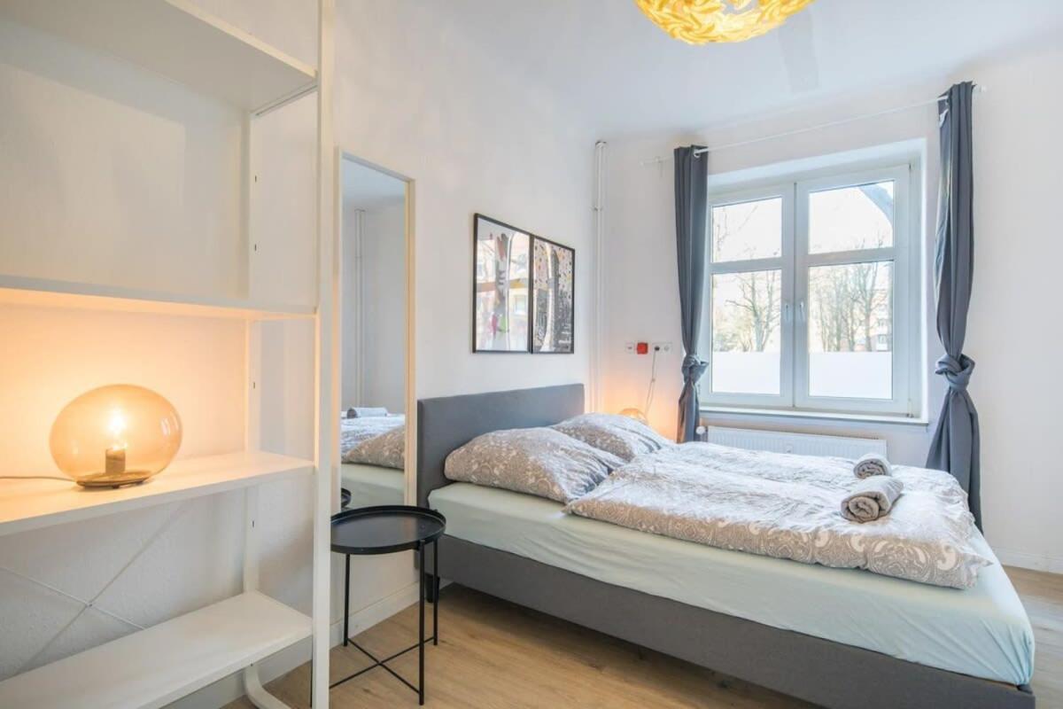 Spacious Two Br Close To Stadtpark And Street Parking * Hamborg